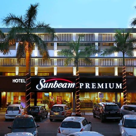 Sunbeam Premium Hotel Zirakpur Екстериор снимка