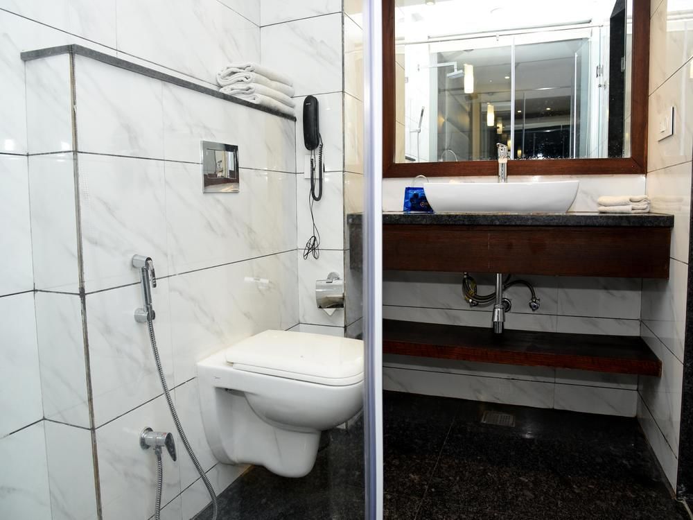 Sunbeam Premium Hotel Zirakpur Екстериор снимка